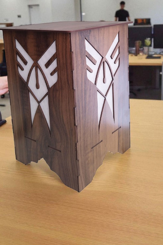 آباژور چوبی تبلیغاتی هلیاگیفت