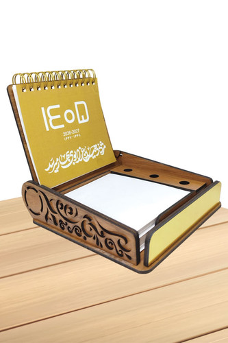 تقویم رومیزی 1405 هلیاگیفت مدل پارسا